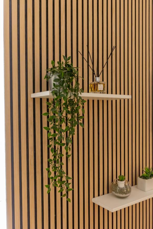 Apartment Imperium House - Con Giardino Privato, 3 Minuti Da Metro Piazza Bologna, A-c, *