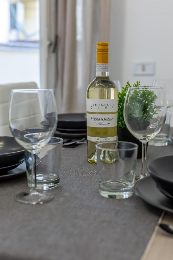 Imperium House - Con Giardino Privato, 3 Minuti Da Metro Piazza Bologna, A-c, Lejlighed Rom